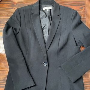 Jones studio black blazer!